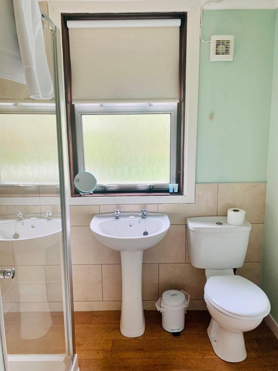 Invershin Hotel Лэрг Экстерьер фото